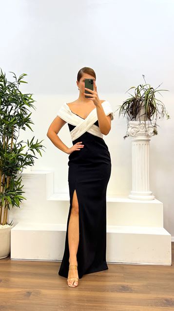White Collar Detail Plus Size Evening Dress