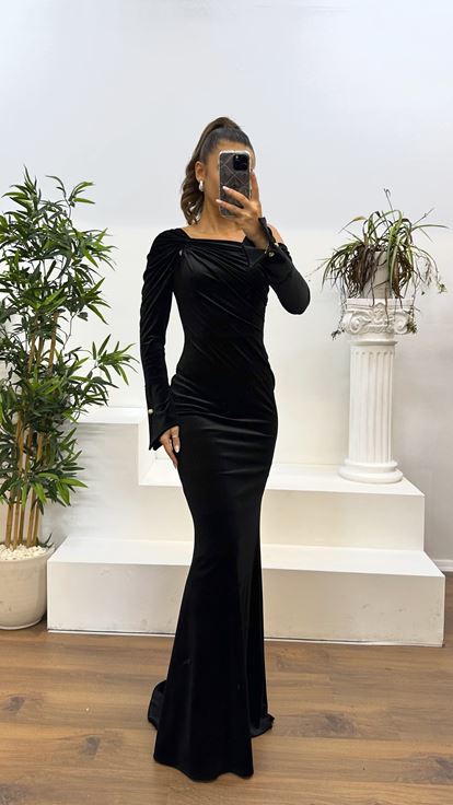 Boat Neck Velvet Evening Dress