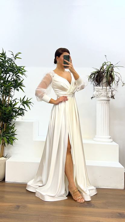 Bone Balloon Sleeve Embroidered Shoulders Design Plus Size Evening Dress