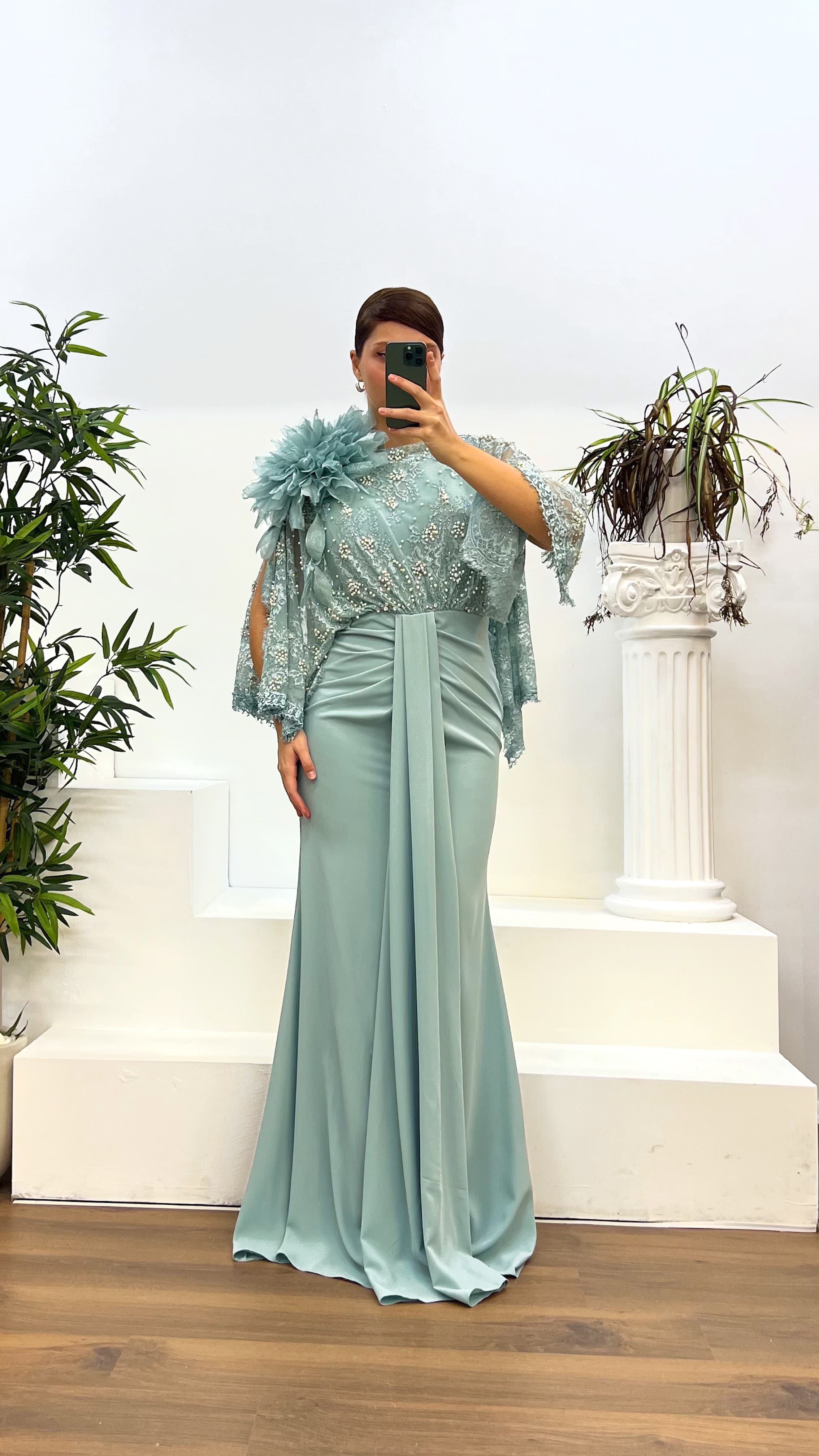 Turquoise Lace Detail Draped Plus Size Evening Dress Turquoise Lace Detail Draped Plus Size Evening Dress