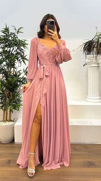 Powder Chest Embroidered Belted Evening Dress
