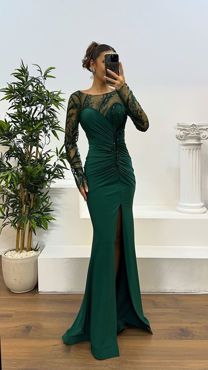 Robe de soirée drapée brodée émeraude