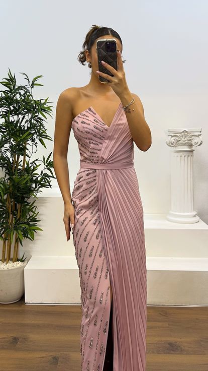 Pudra Straplez İşlemeli Piliseli Abiye Elbise