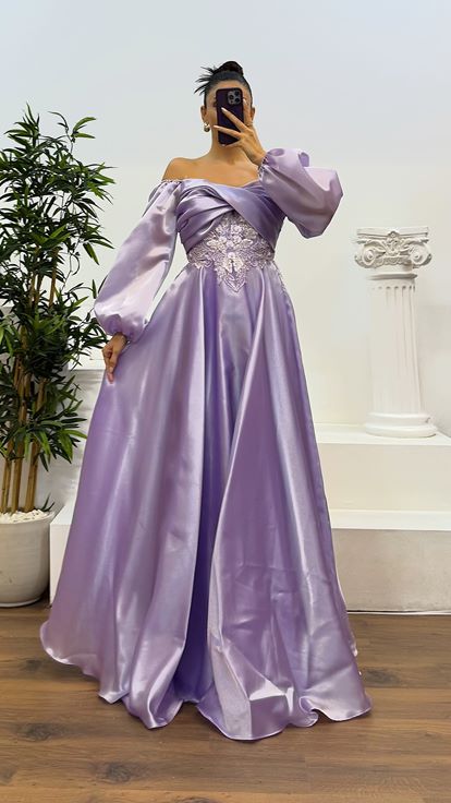 Lilac Boat Neck Embroidered Detail Satin Evening Dress