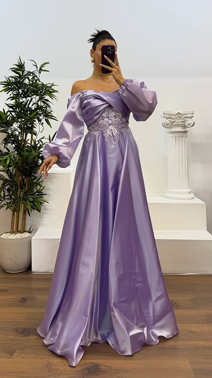 Lilac Boat Neck Embroidered Detail Satin Evening Dress