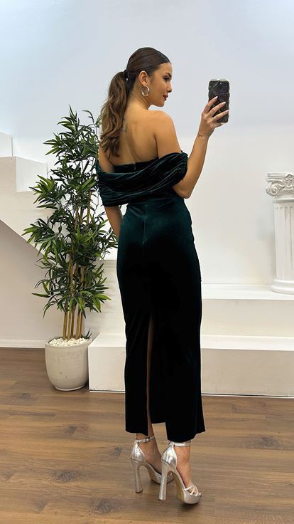 Emerald Boat Neck Stone Velvet Evening Dress