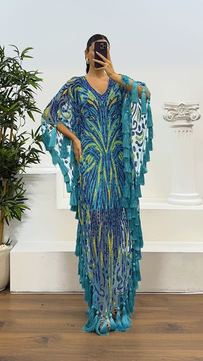 Mavi V Yaka Püsküllü El İşlemesi Tasarım Abiye Elbise