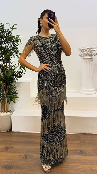 Emerald Short Sleeve Hand Embroidered Design Evening Dress