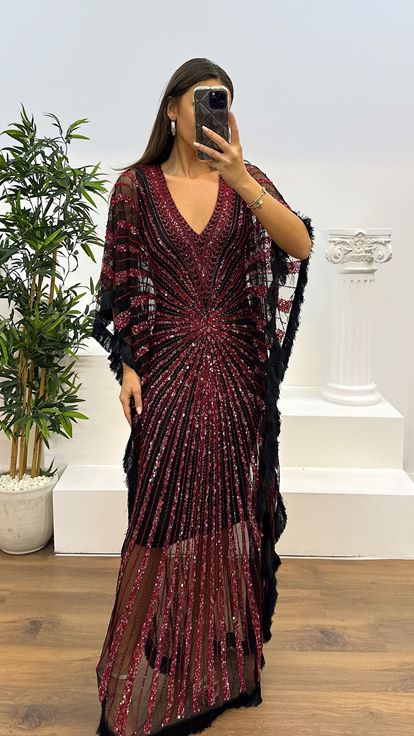 Kırmızı V Yaka Saçaklı El İşlemesi Tasarım Abiye Elbise