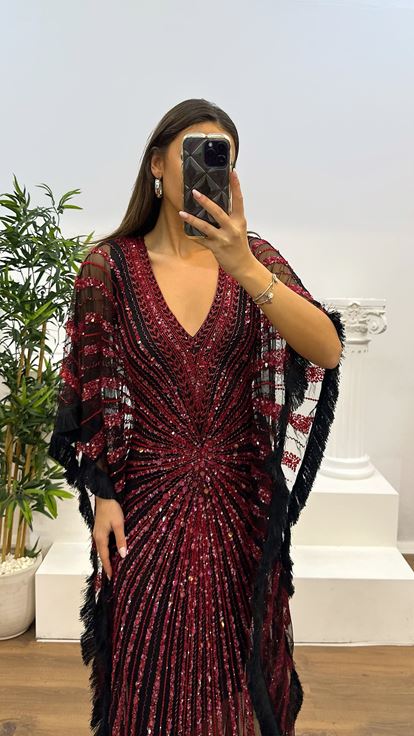 Kırmızı V Yaka Saçaklı El İşlemesi Tasarım Abiye Elbise