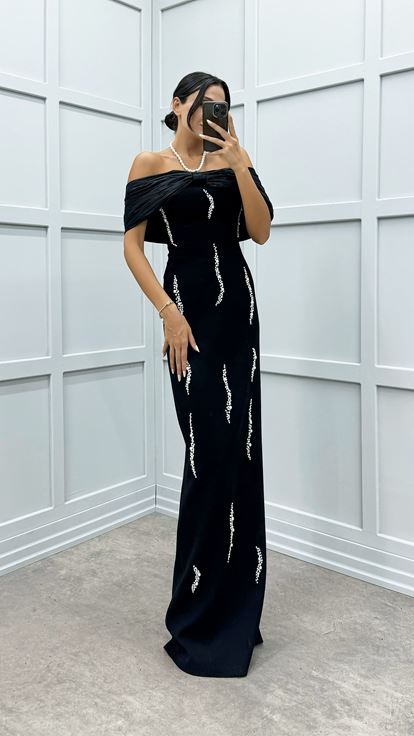 Black Chest Bow Evening Dress
