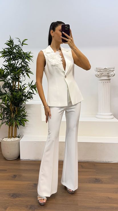 Ecru Flared Vest Evening Dress Set