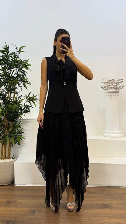 Black Pleated Skirt-Vest Evening Dress Set