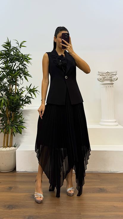 Black Pleated Skirt-Vest Evening Dress Set