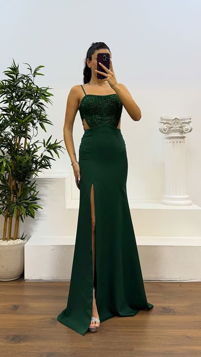 Vestido de noche detallado transparente con correa de cuerda verde