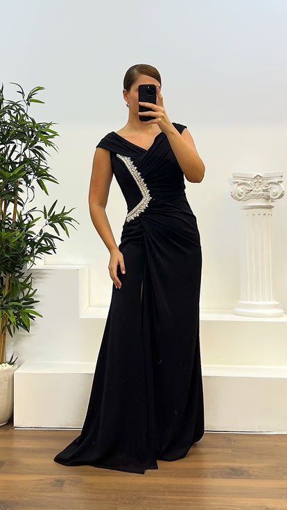 Abito da sera nero taglie forti