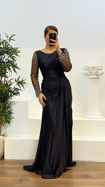 Vestido de noche negro de talla grande