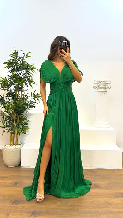 Green V-Neck Pleated Evening Dress