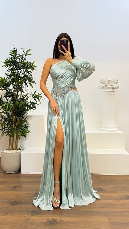 Mınt Single Sleeve Pleated Evening Dress