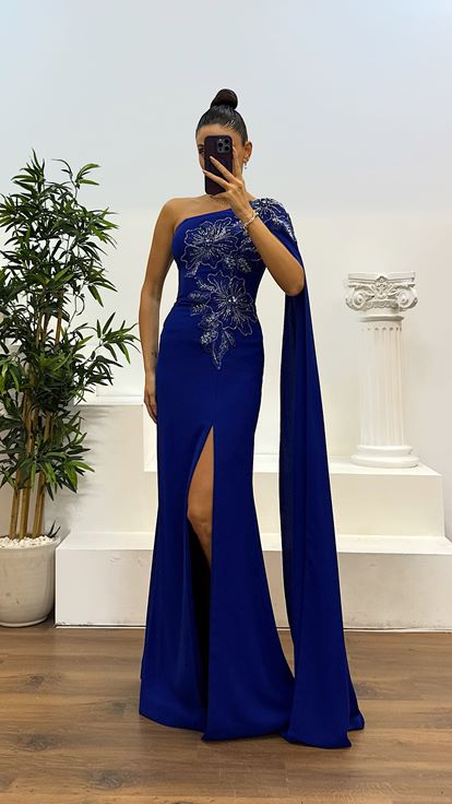 Robe de soirée Saks à manches simples