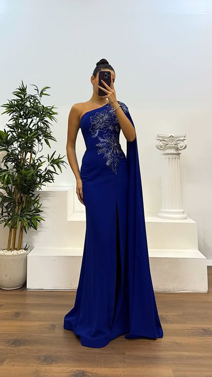 Robe de soirée Saks à manches simples