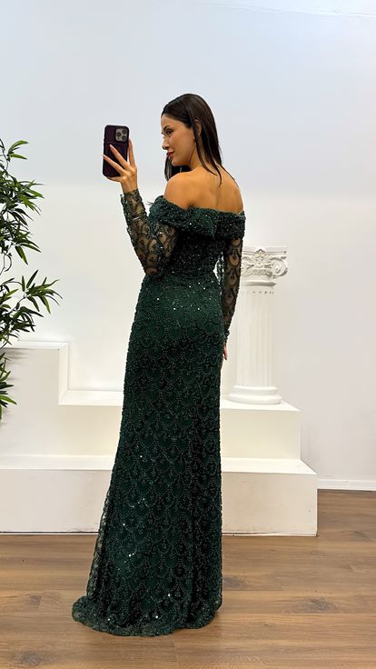 Zümrüt Madonna Yaka İşlemeli Abiye Elbise