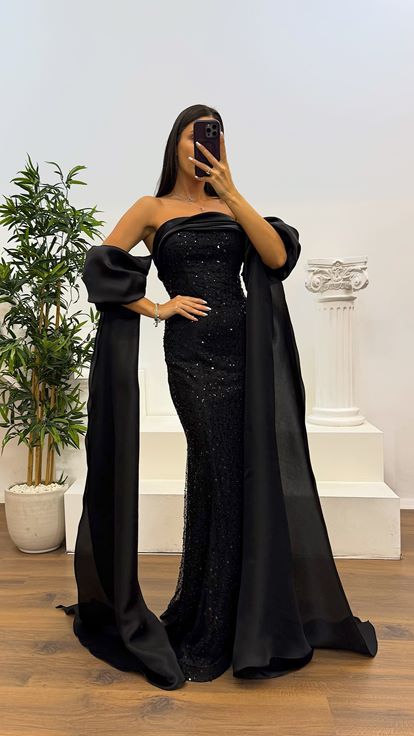 Siyah Balon Kol İşlemeli Abiye Elbise