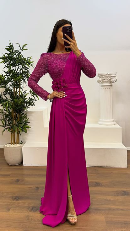 Fusya Round Neck Embroidery Detail Evening Dress