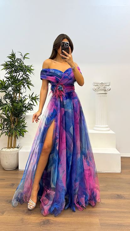 Saks Madonna Yaka Desenli Tül Abiye Elbise