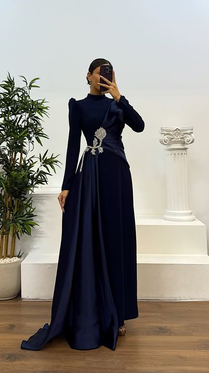 Lacivert Bel Detay Tesettür Abiye Elbise