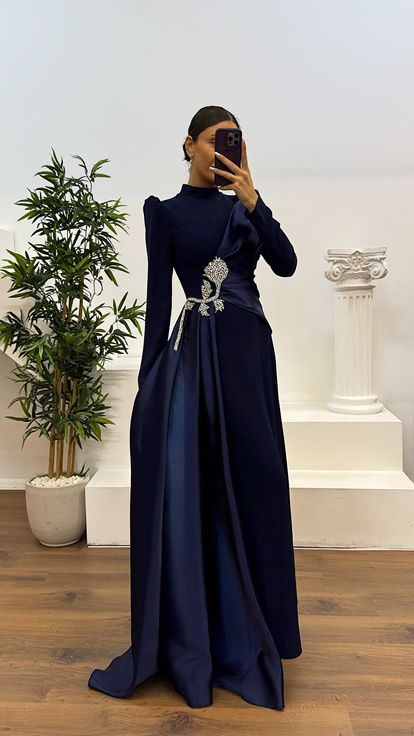 Lacivert Bel Detay Tesettür Abiye Elbise