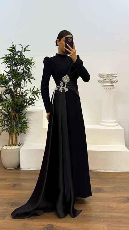 Siyah Bel Detay Tesettür Abiye Elbise
