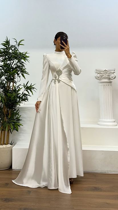 Beyaz Bel Detay Tesettür Abiye Elbise