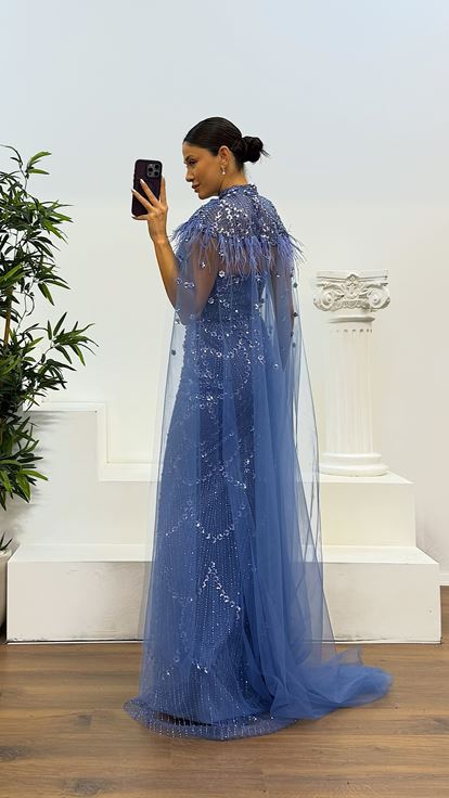 İndigo Pelerin Detay İşlemeli Abiye Elbise