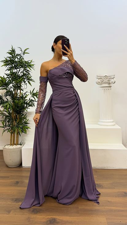 Abito da sera a manica singola Lila