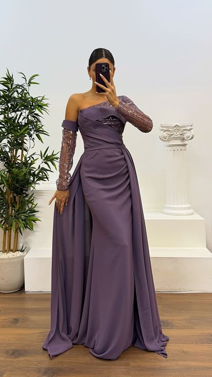 Abito da sera a manica singola Lila