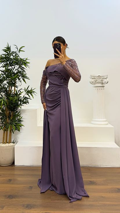 Abito da sera a manica singola Lila