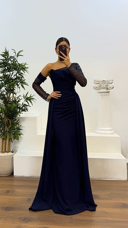 Abito da sera a manica singola blu navy