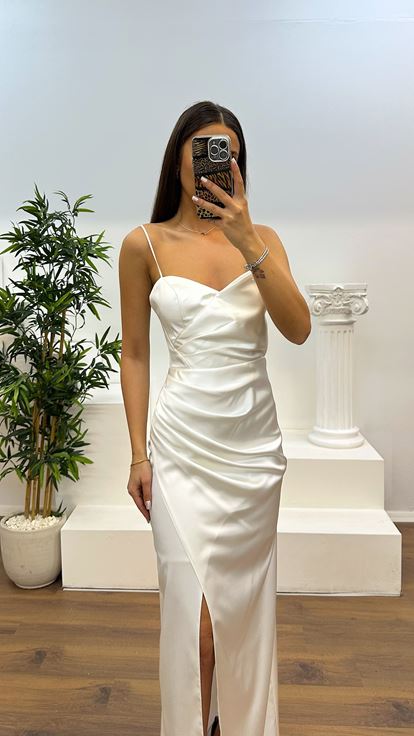 Beyaz İp Askılı Sırt Detay Abiye Elbise