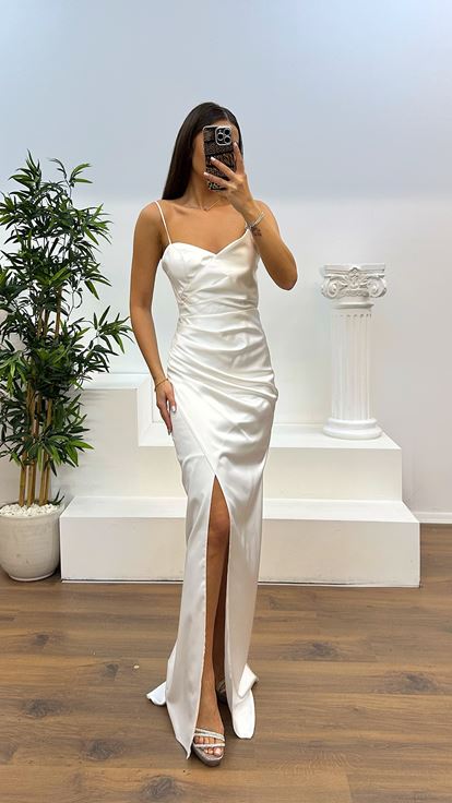 Beyaz İp Askılı Sırt Detay Abiye Elbise