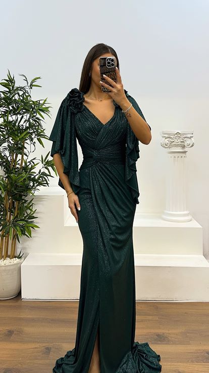 Zümrüt V Yaka Çiçek Detay Simli Abiye Elbise