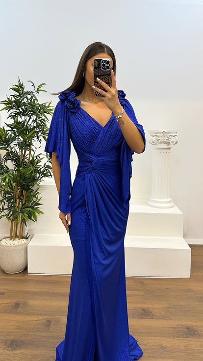 Saks V Yaka Çiçek Detay Simli Abiye Elbise