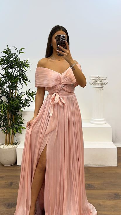 Powder Boat Neck Pleated Evening Dress