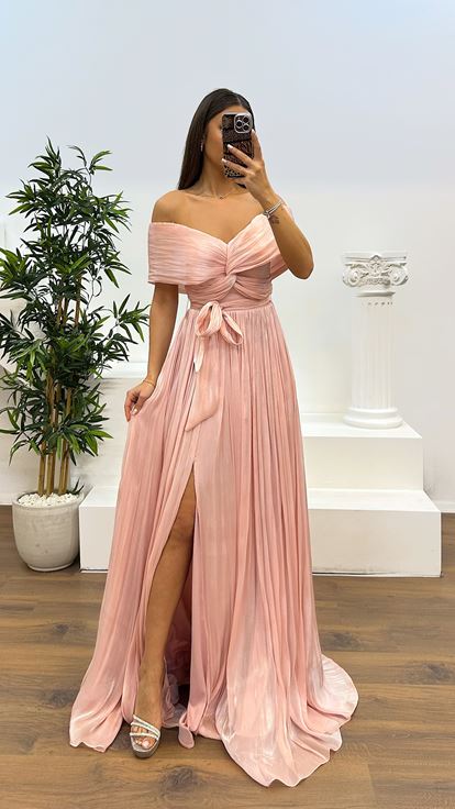 Powder Boat Neck Pleated Evening Dress