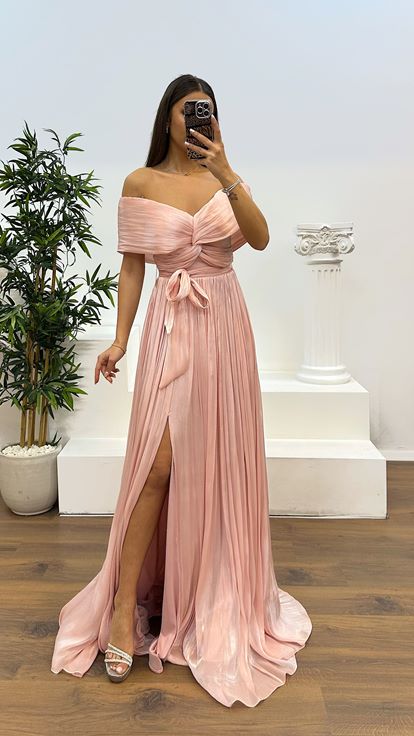 Powder Boat Neck Pleated Evening Dress