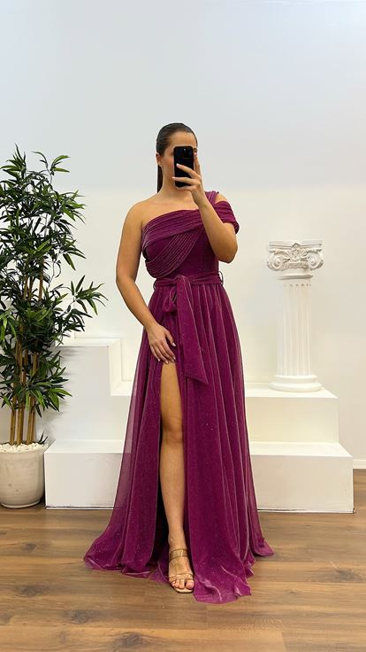 Abito da sera fucsia monospalla glitterato soffice taglie forti