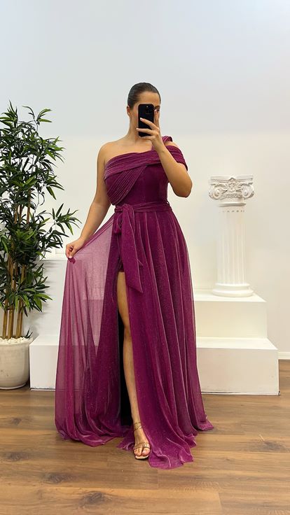 Abito da sera fucsia monospalla glitterato soffice taglie forti