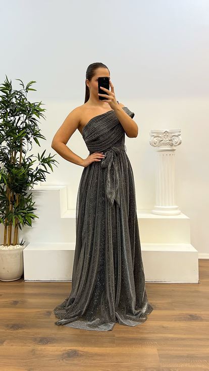 Antrasit Tek Omuz Simli Kabarık Büyük Beden Abiye Elbise