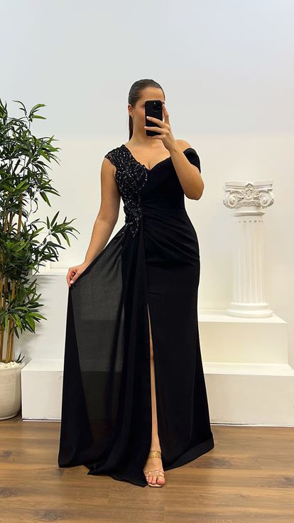 Siyah Tek Omuz İşleme Detay Büyük Beden Abiye Elbise