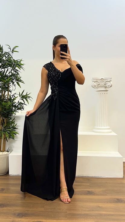 Siyah Tek Omuz İşleme Detay Büyük Beden Abiye Elbise